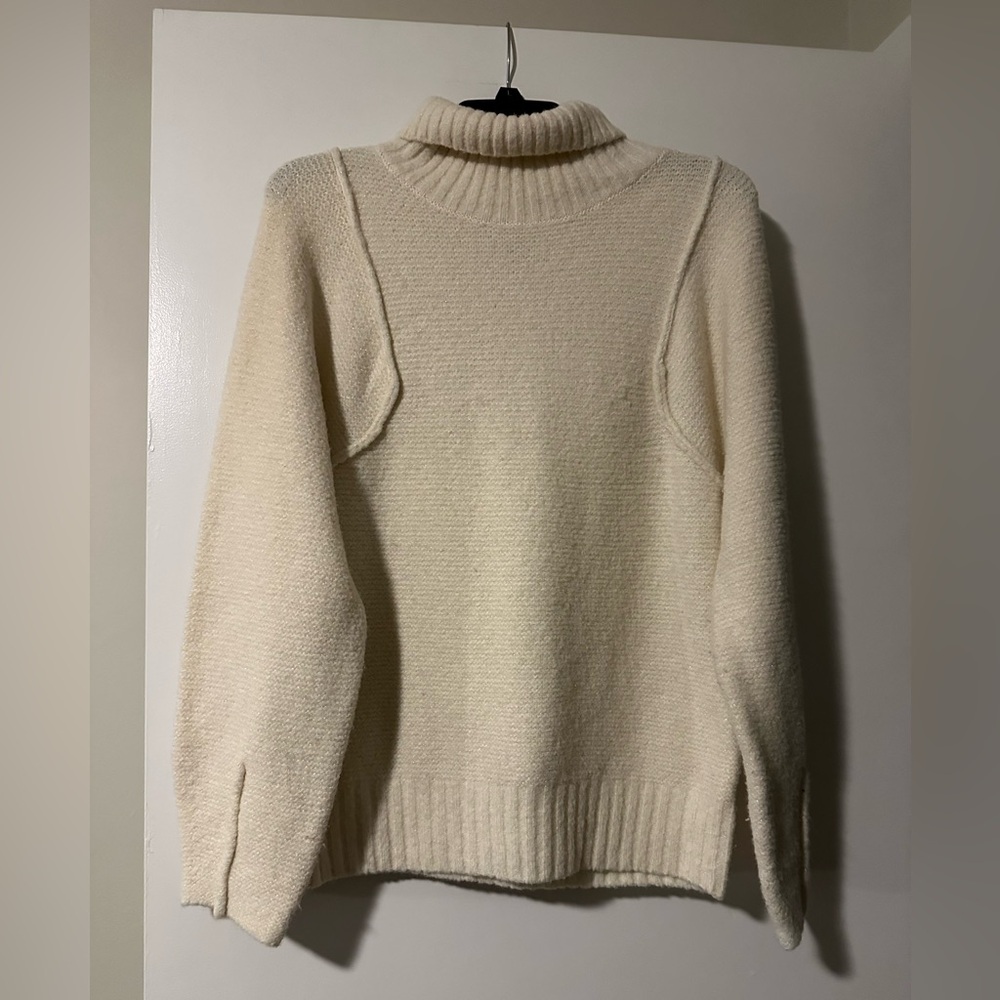 Universal Thread Cream Turtleneck Sweater - Size Small